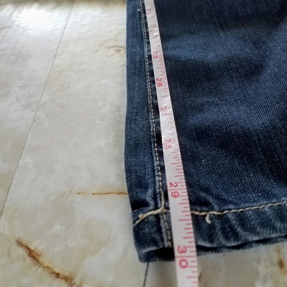 Tommy Hilfiger distressed women's jeans si… - Picture 4 of 11